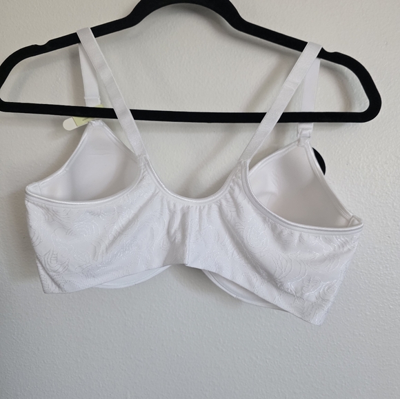 Bali Women's Elegant Bra - Picture 2 of 6